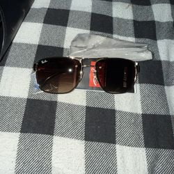 Brand New Ray•Ban sunglasses
