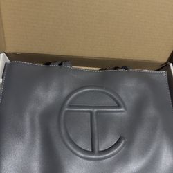 Telfar Bag Large 