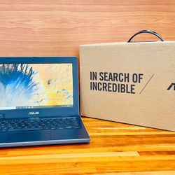 ASUS 11.6” Laptop 4GB 128GB SSD Windows 10 Brand New