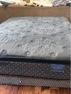 USED QUEEN SIZE PILLOWTOP MATTRESS ONLY