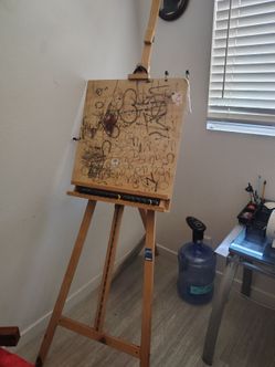 Easel