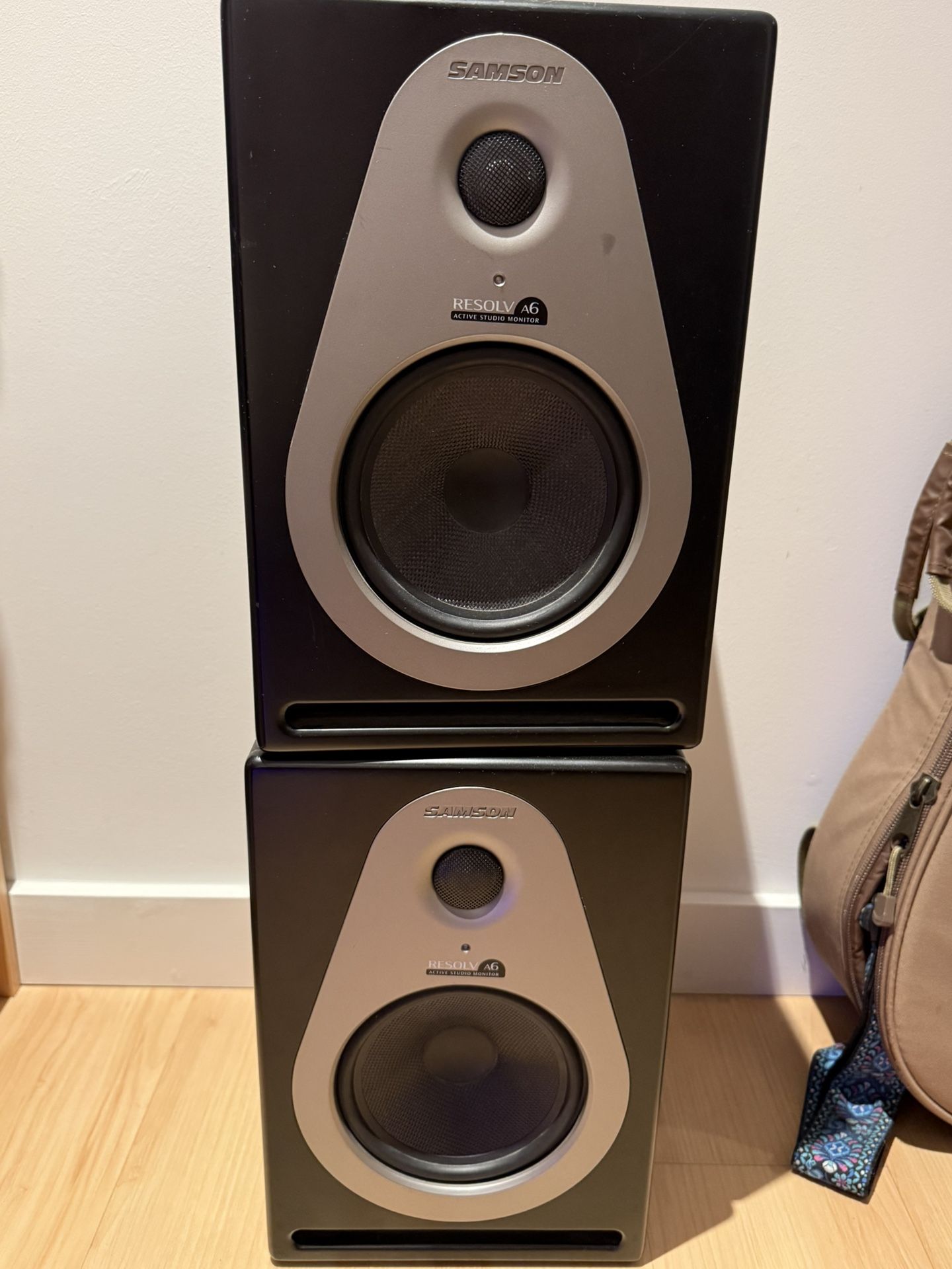 SAMSON ResolvA6 Studio Monitors