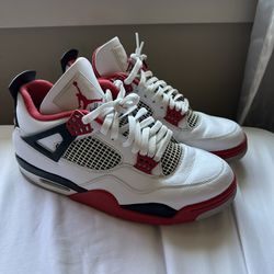Jordan 4 Fire Red Size 11.5
