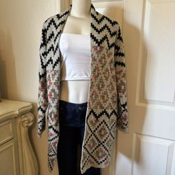 Women’s Cardgian size meidum 