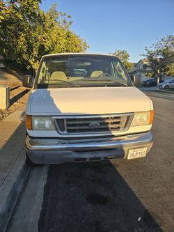 2007 Ford E-350