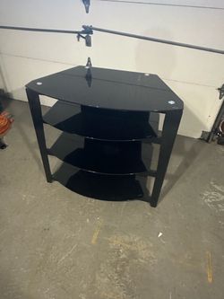 Tv stand!! Wont last