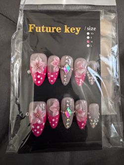 Press on nails medium