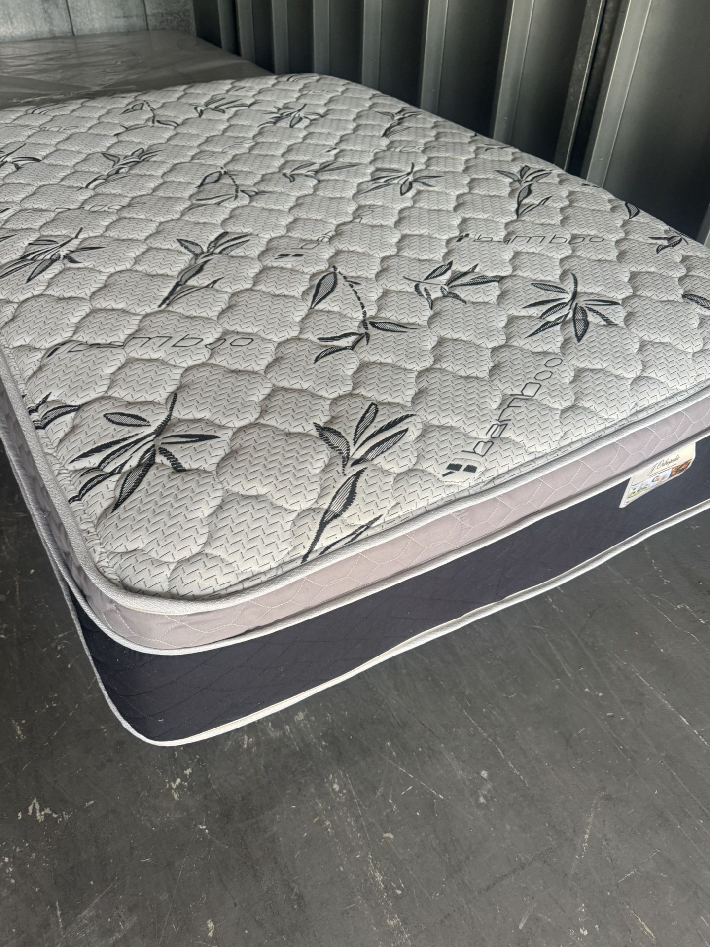 Full Size Mattress Soft Plush
