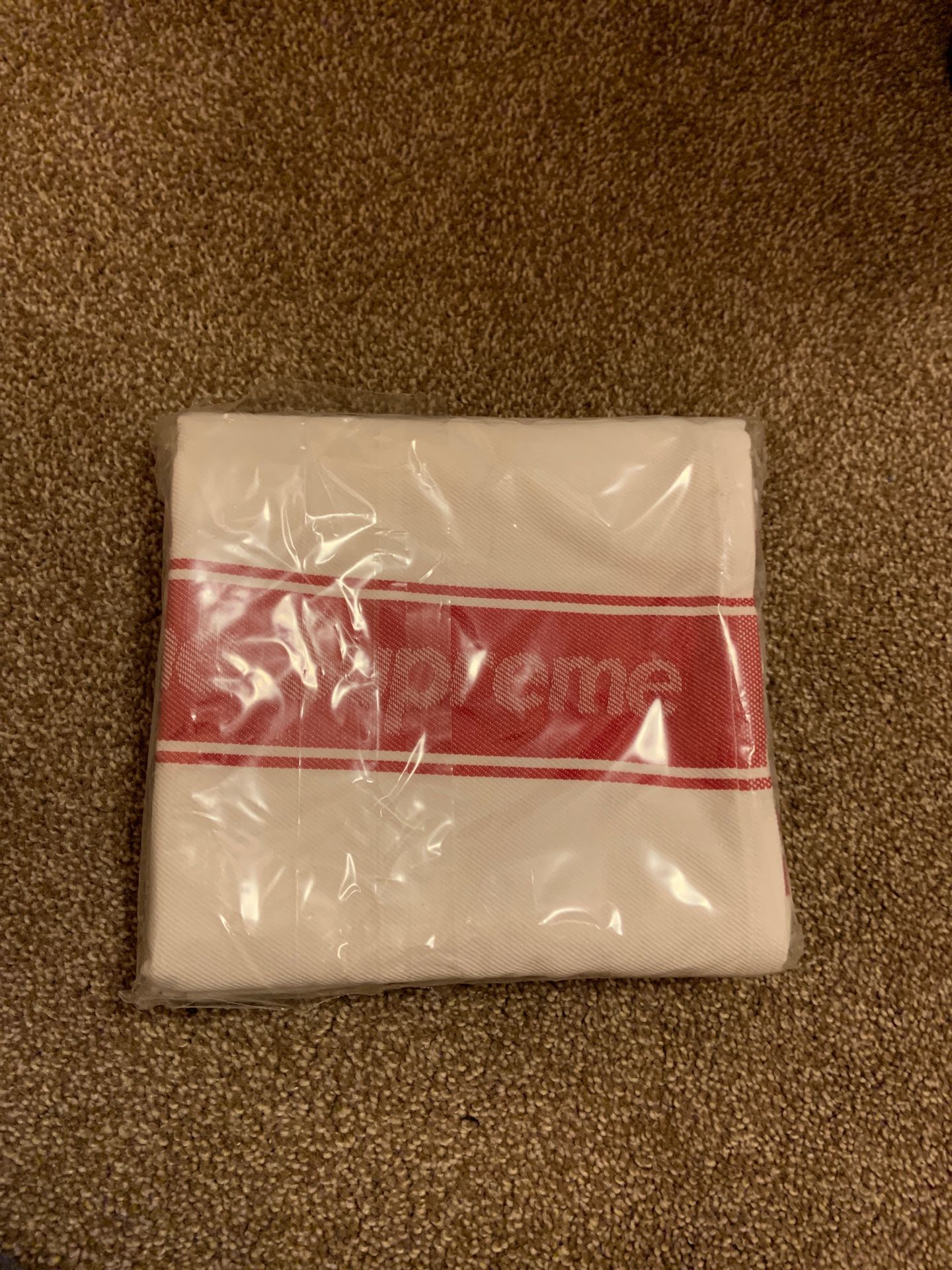 Supreme dish towels ss19 deadstock