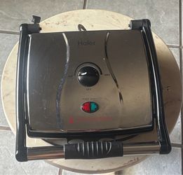 Haier Electric Panini Grill Press
