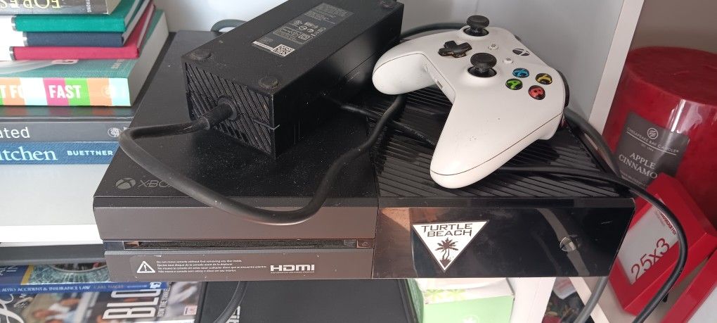 Xbox WIth Controllers