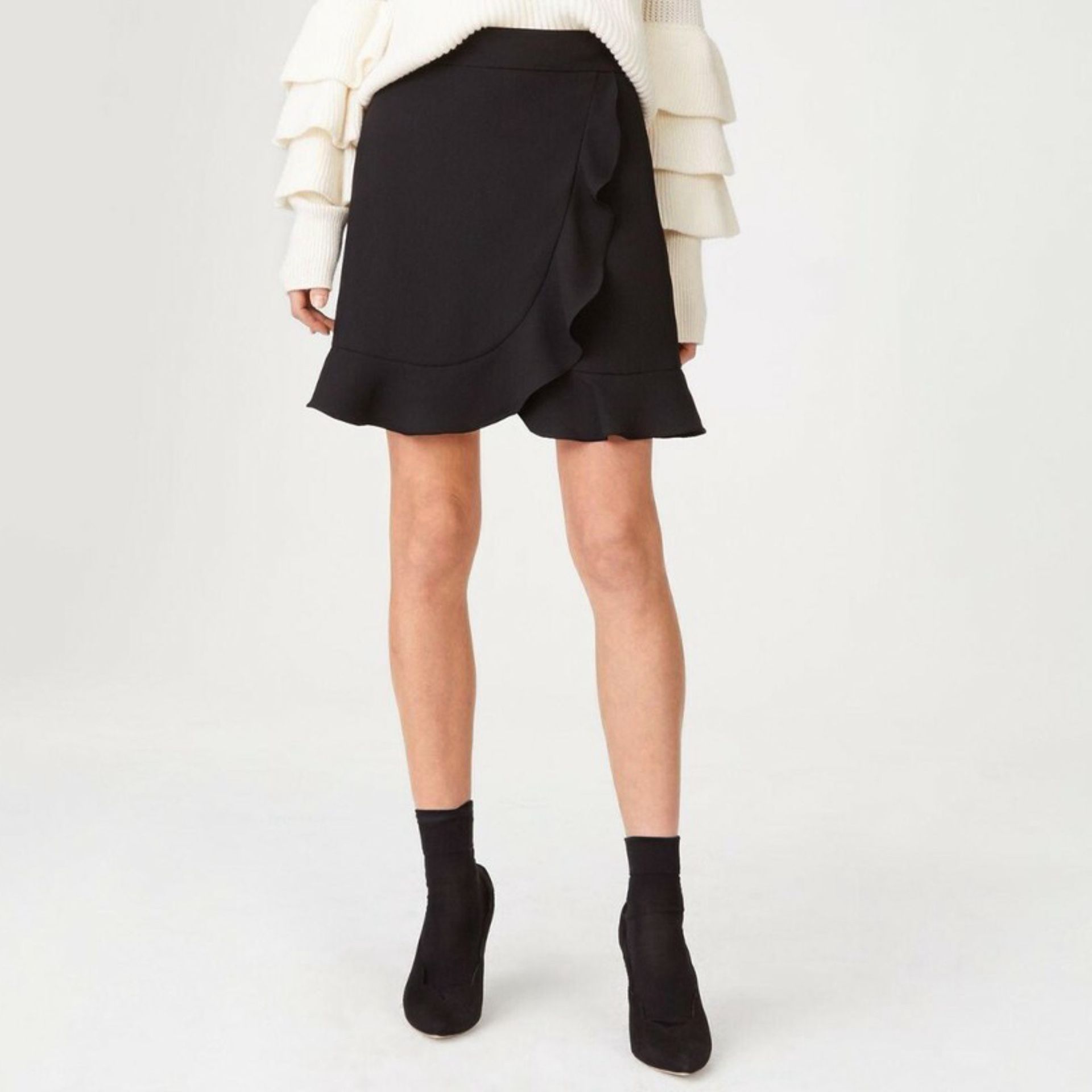 NWT • Club Monaco Mini Skirt Size 0