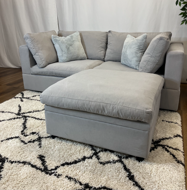FREE DELIVERY Brand New Sectional Cloud Couch