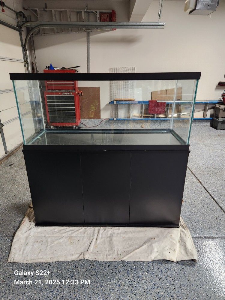 Aquarium For Sale: 75-gallons Glass Tank With Black Cabinet