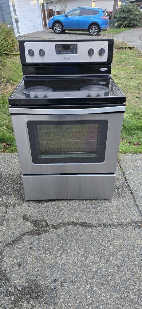 Whirlpool Electric Stove 30w) I Can Help You With Free Delivery Within 10 Miles Distance 