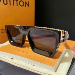 Louis Vuitton Sunglasses New 