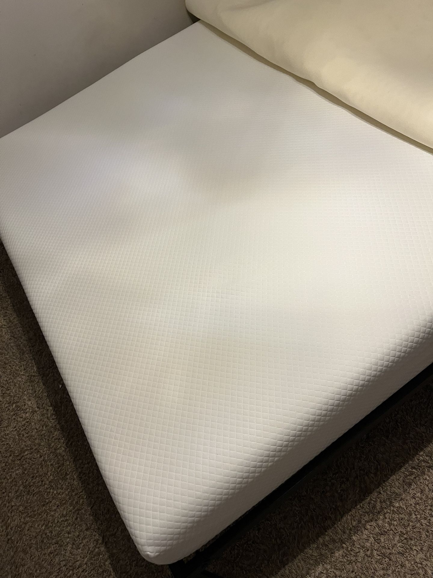 King Size Memory Foam bed 