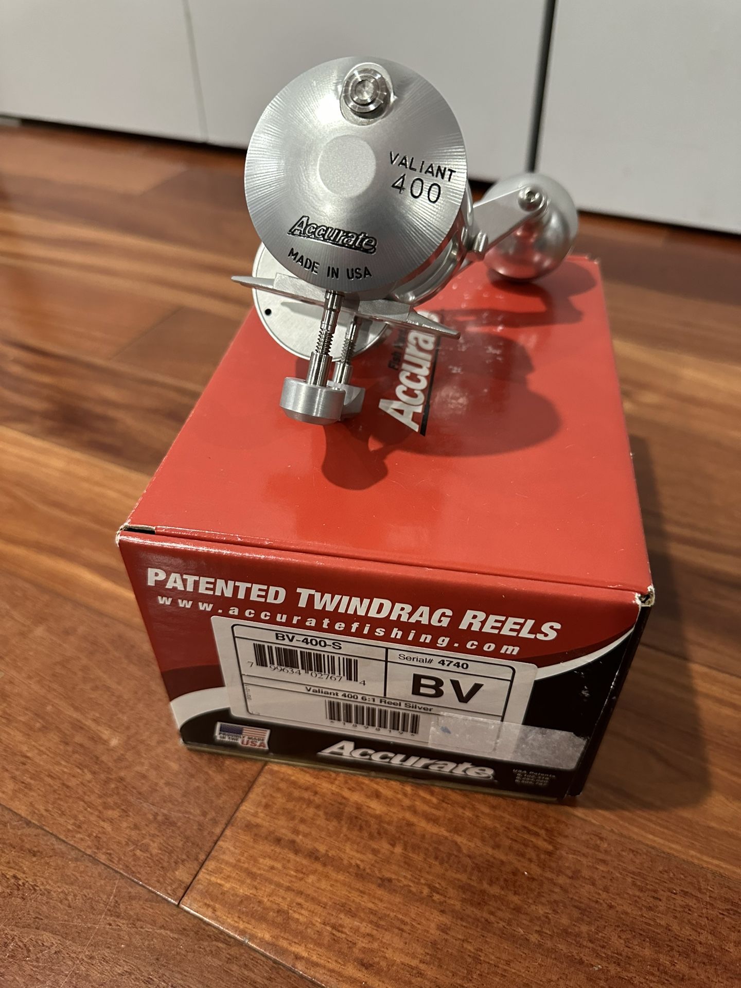 Accurate Valiant 400 BV-400-S Fishing Reel