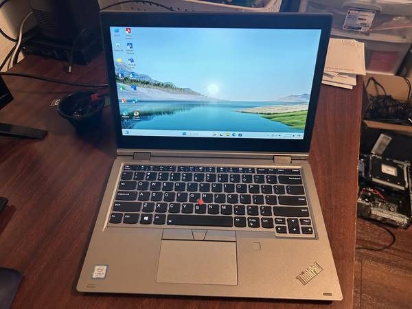 WIN11 13.3" LENOVO LAPTOP/TABLET 8TH GEN. i5 512GB M.2 HD 16GB DDR4