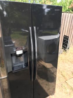 Black Samsung refrigerator