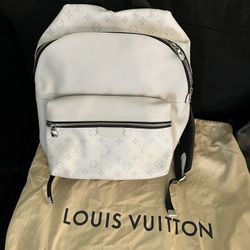 Brand New Louis Vuitton  eclipse Discovery Backpack 