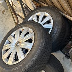 Tires for Jetta 2015