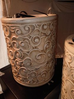 Pega Caststone vase?