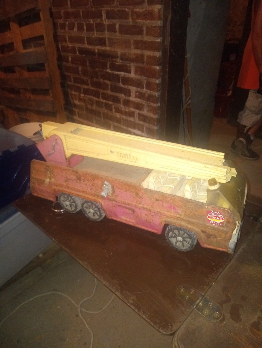 Vintage 1970s Tonka Firetruck
