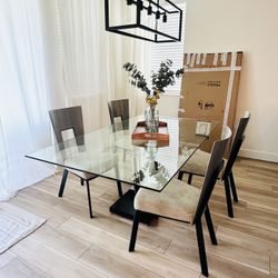 Glass Top Dining Table With 4 Matching Chairs