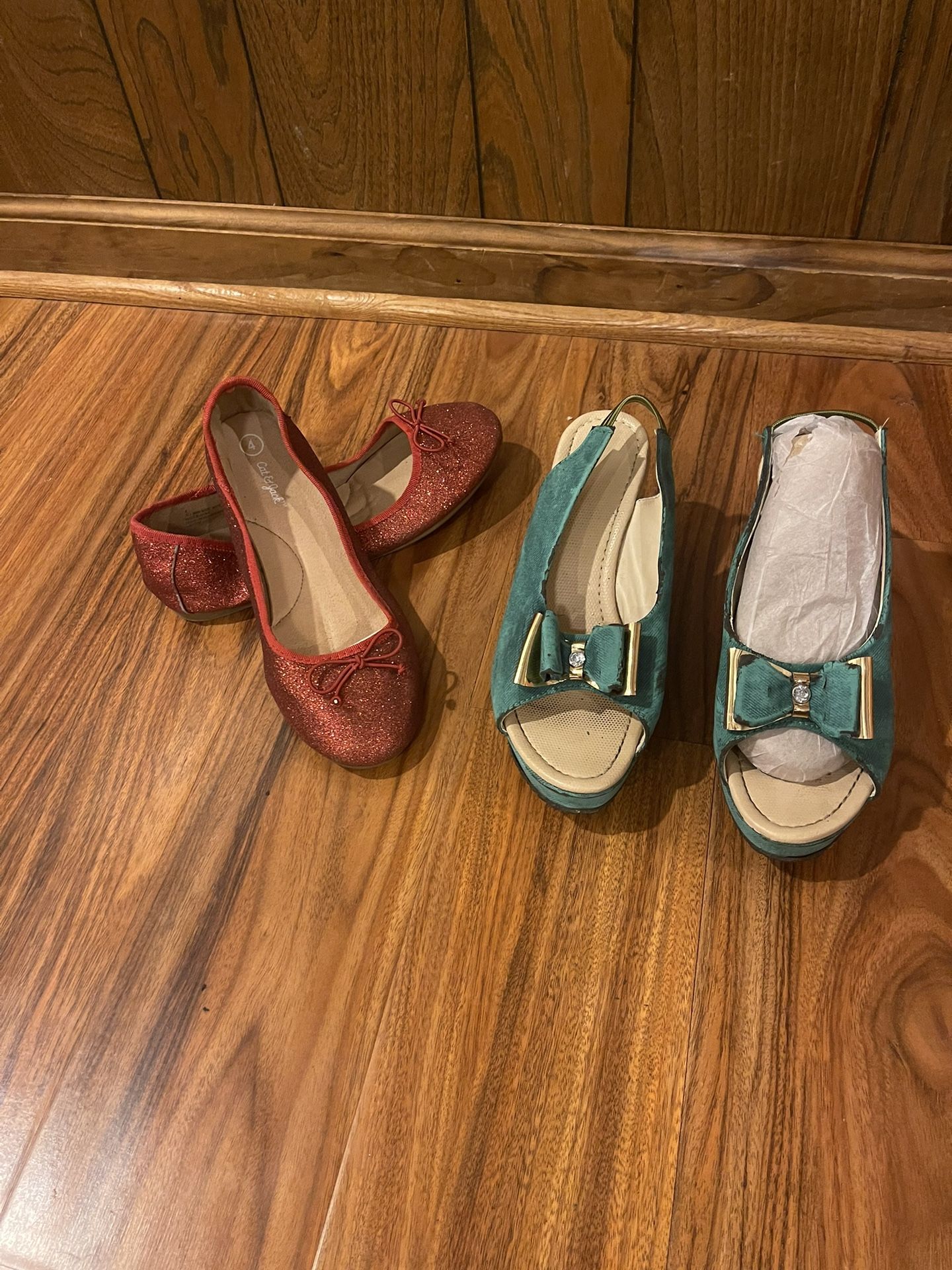 Two Good Shoes Blue For Free Red For $5