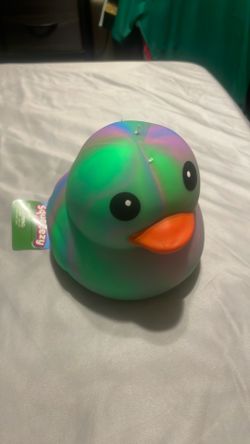Squeezy tie dye duck