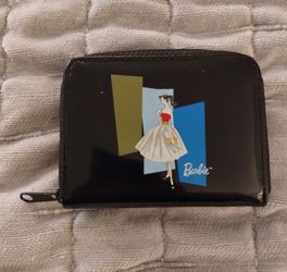 VINTAGE BARBIE BLACK VINYL SMALL COIN WALLET PURSE BY SCHYLLING EUC