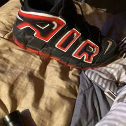 Nike Uptempo
