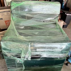 Stove / Estufa /California King Bed Frame 