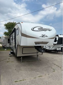 2017 keystone Cougar X-Lite 28RDB