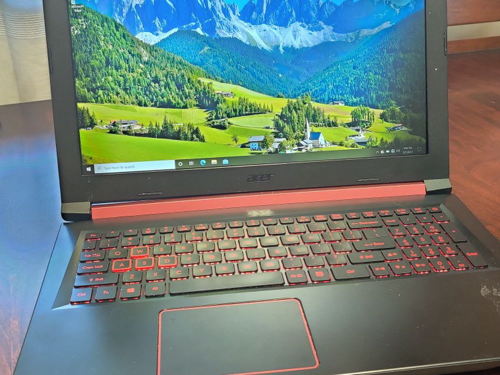 Acer Nitro 5 Gaming Laptop (Ryzen 5) RX 560 4G GDDR5