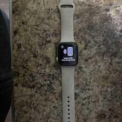 Apple Watch SE 