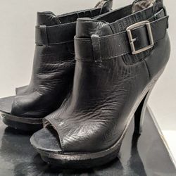 Steve Madden Black Ankle Boots