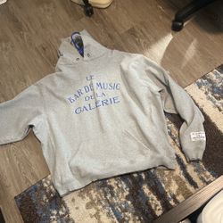 Large gallery hoodie 