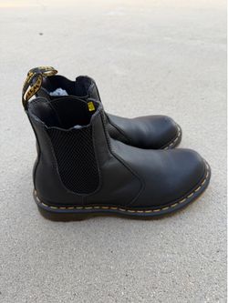 Doc Marten Chelsea Boot