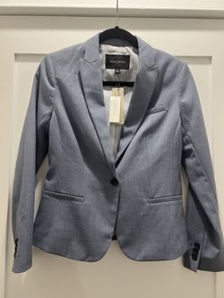 New Banana Republic Women’s Blazer Size Petite 2