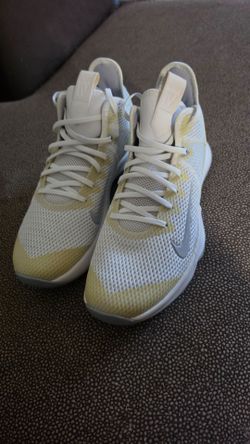LEBRON WITNESS IV TB
| MENS SIZE 10.5