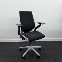 LIKE NEW CONDITION STEELCASE GESTURE CHAIR, BLACK FABRIC WITH WHITE/SILVER FRAME