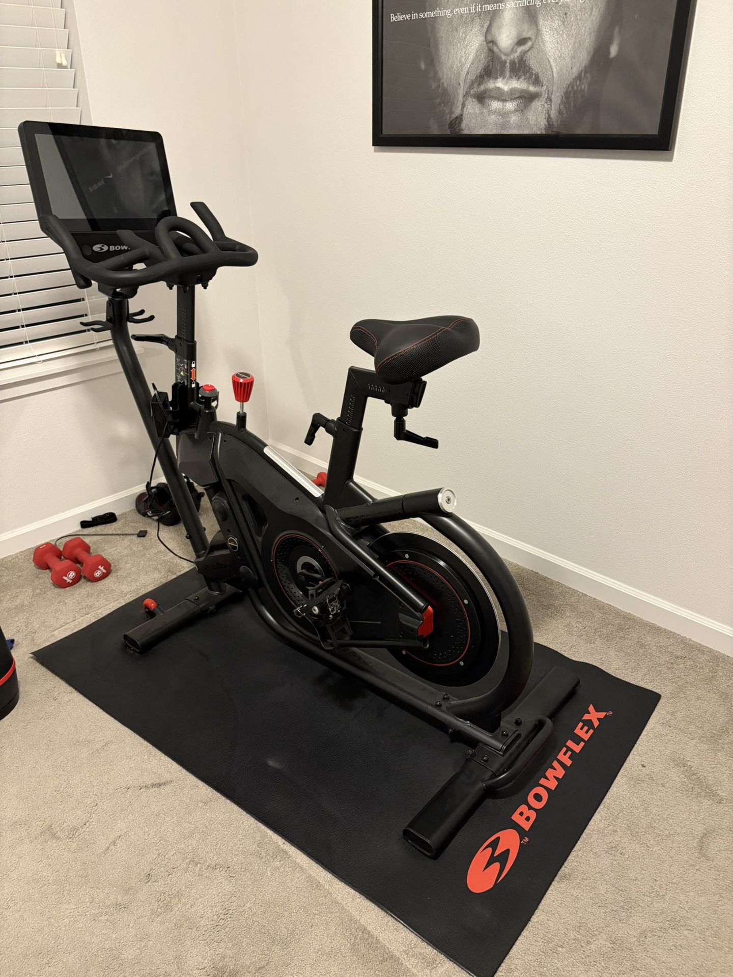 Bowlex Velcore Bike 16” Screen