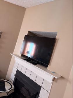 50” Samsung tv. No problems.