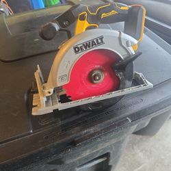 Dewalt 20v Saw (Bare Tool)