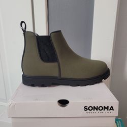 NEW SONOMA GIRLS BOOTS SIZE 5