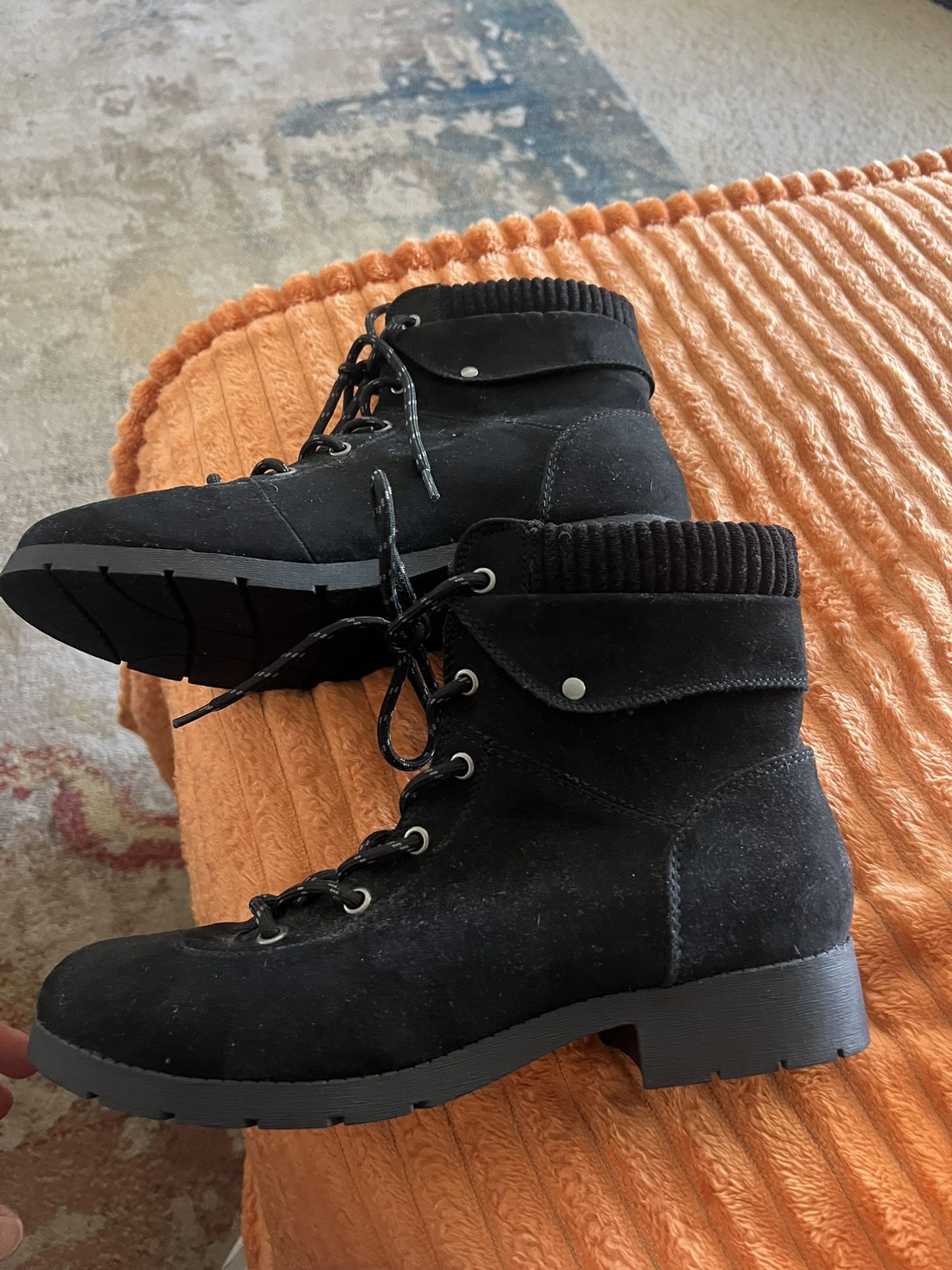 Woman’s Boots Size 10  NEW 