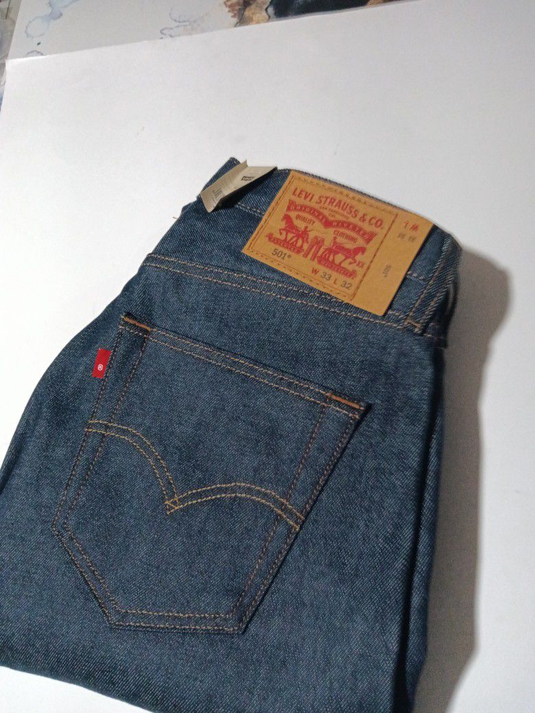 Levi's 501 Original Shrink to Fit Jeans