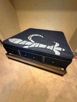 Stearns & Foster "Louise Parker" Reserve Mattress – Excellent Condition